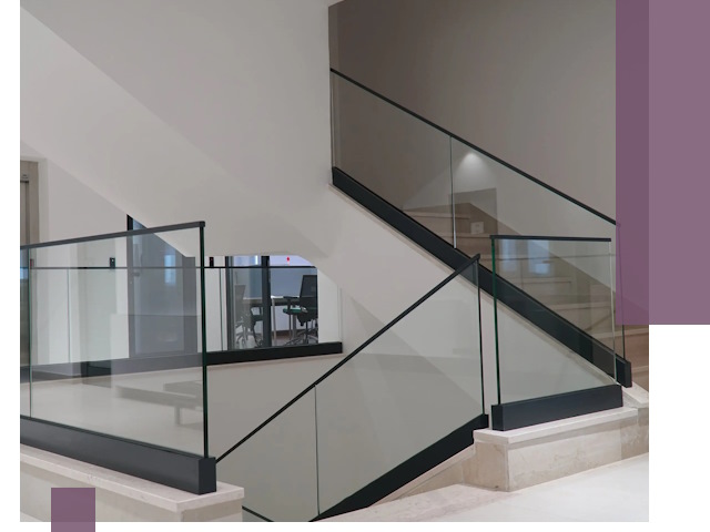 Стеклянные перила премиум-класса с установкой в Россоши