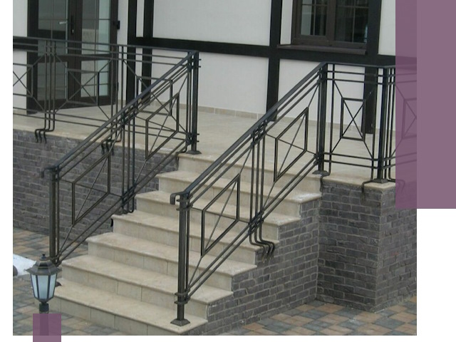 Перила для крыльца в Россоши — монтаж, изготовление и установка