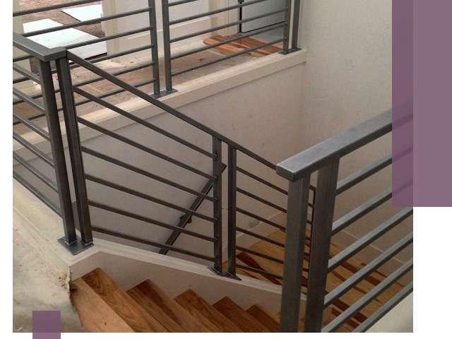 Изготовление поручней из металла и дерева в Россоши